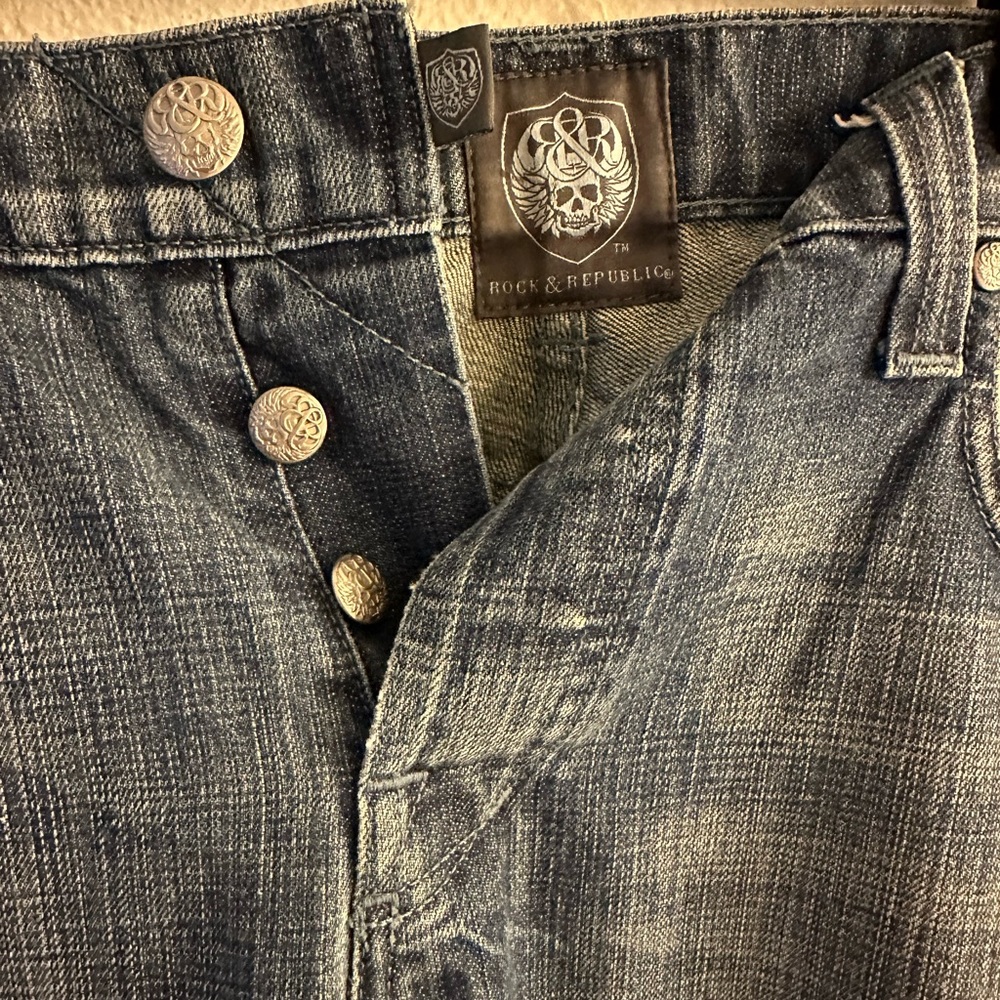 Rock and Republic Baggy Straight Legged, 2000’s Style Jeans W/ Patchwork